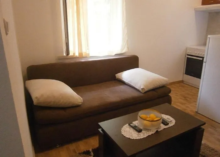 Niki Apartment Blace